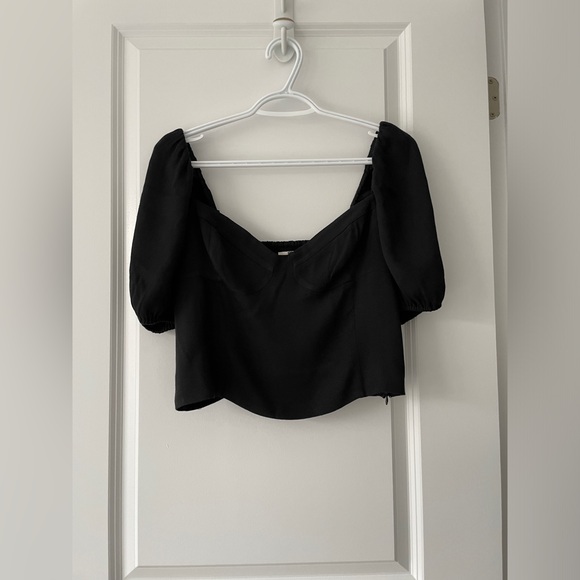Novella Shortsleeve black Blouse - Picture 3 of 5